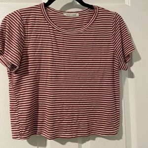 Red and white stripped cropped tee